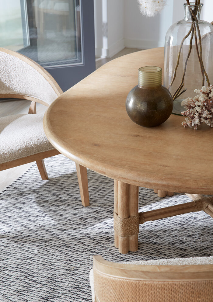 Retreat Retreat Pole Rattan Round Dining Table w/1-20in leaf - Image 6