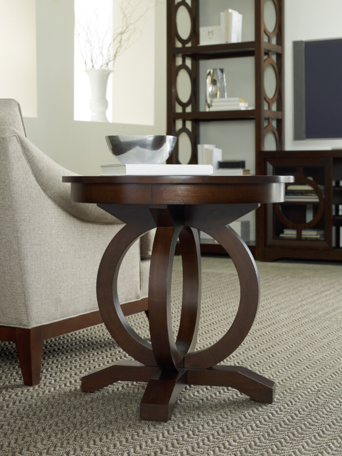 Kinsey Kinsey Round End Table - Image 2
