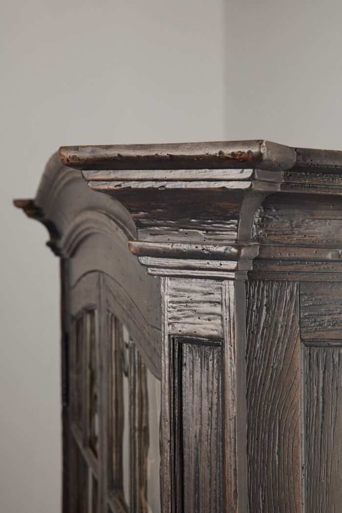 LaGrange La Grange Mullins Prairie Display Cabinet - Image 5