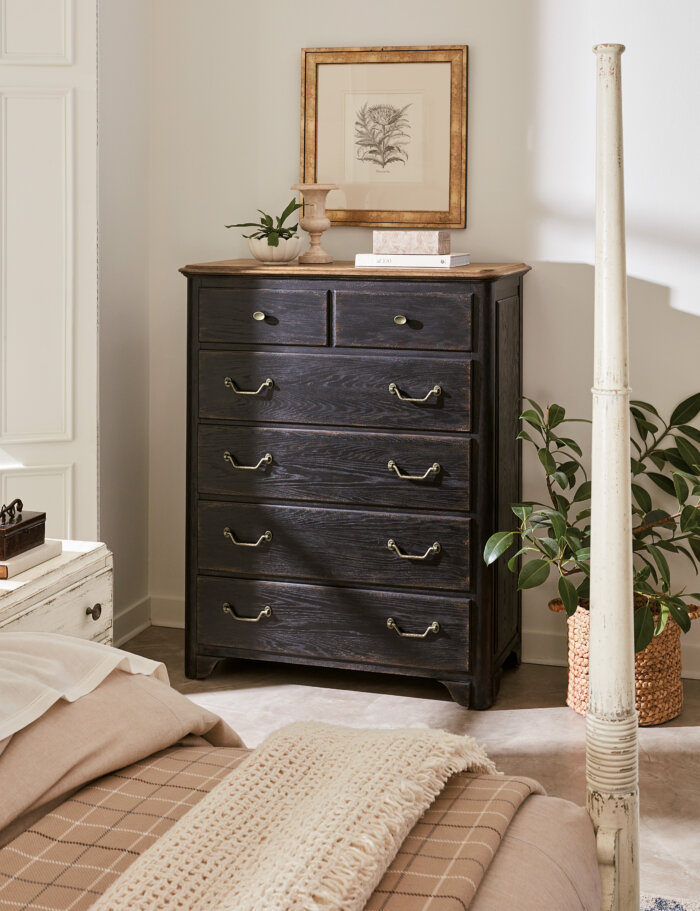 Americana Americana Six-Drawer Chest - Image 2