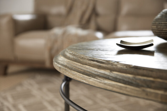 LaGrange La Grange Faison Oval Cocktail Table - Image 5