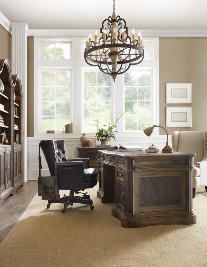 HilCountry St. Hedwig Executive Desk - Image 2